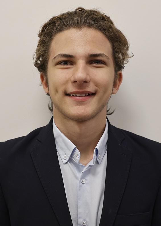 Kedi veya Köpek Gezdirilir